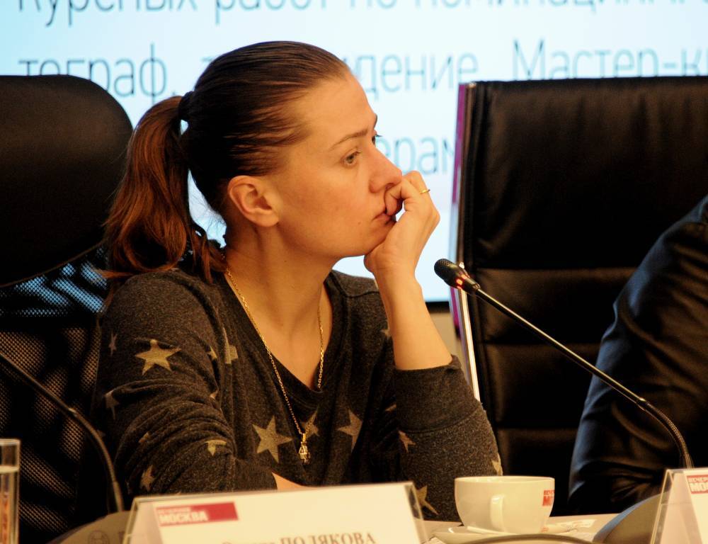 Мария Голубкина - Мария Голубкина возмутилась модой на молодость среди зрелых женщин - vm.ru - Россия