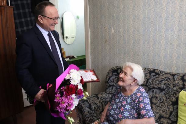 Первая коми писательница отпраздновала 90-летний юбилей - bnkomi.ru - район Сысольский