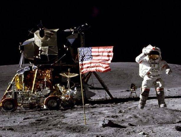 Нил Армстронг - В США пытаются «выжать» воду из лунного камня - vpk-news.ru - США
