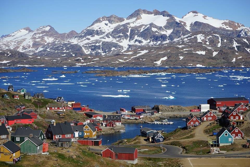 Гренландия планирует продавать воду из тающих ледников - Cursorinfo: главные новости Израиля - cursorinfo.co.il - Израиль - Гренландия