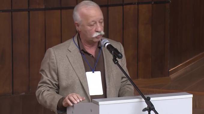 Леонид Якубович - Леонид Якубович назвал размер своей пенсии - piter.tv