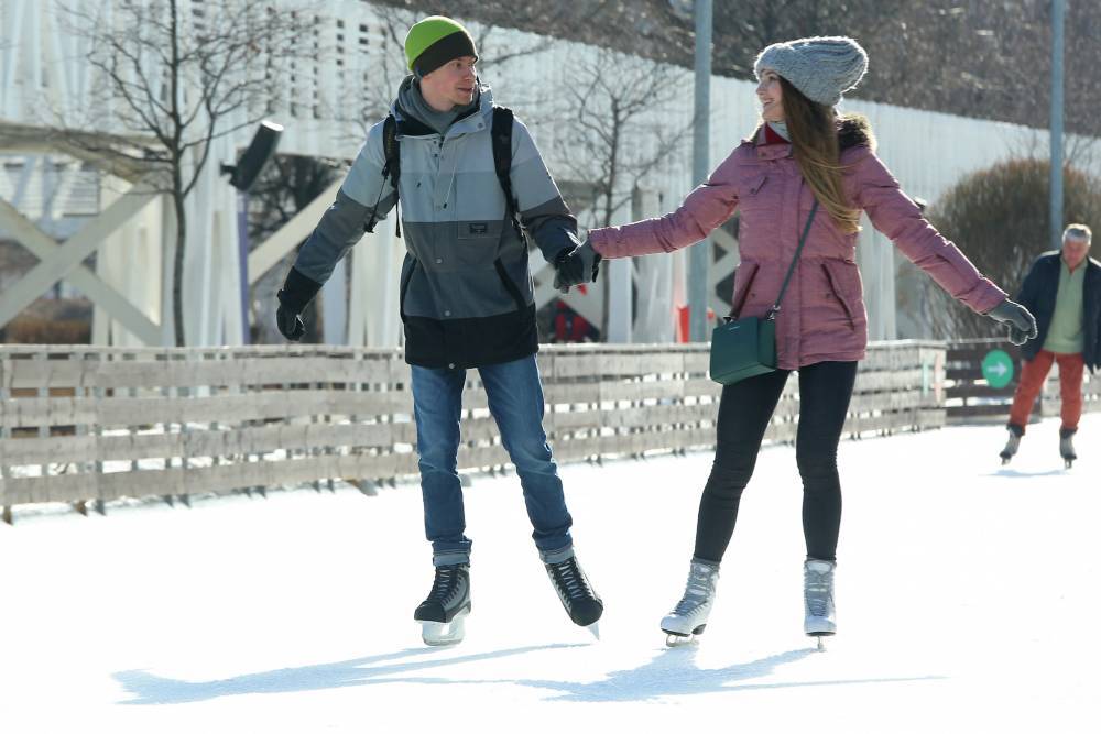 Лазертаг и эстафеты на коньках: как отметят 23 февраля в столичных парках - vm.ru - Москва
