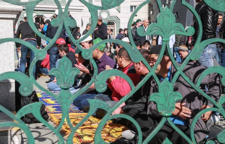 Московских мусульман призвали молиться, не раздражая горожан - news.ru - Москва
