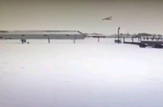 Самолет Ан-2 совершил жесткую посадку в Магадане - vm.ru - Россия - Магадан