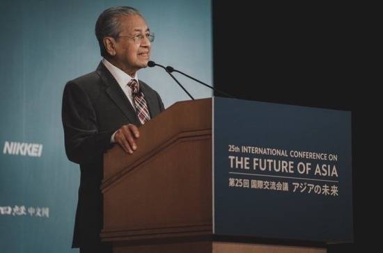 Мохамад Махатхир - Премьер-министр Малайзии подал в отставку - pnp.ru - Малайзия