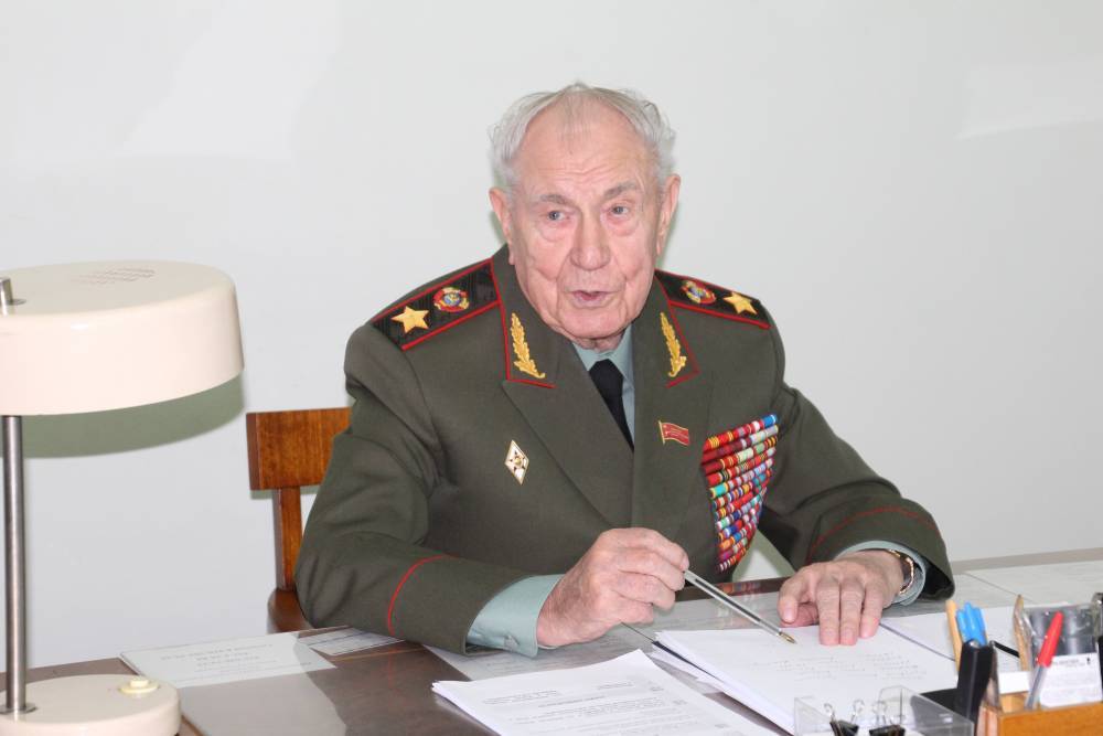 Николай Дерябин - Стали известны дата и место похорон маршала Язова - vm.ru