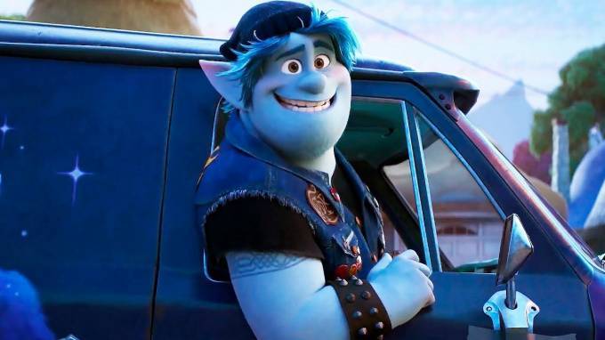 В мультфильме Disney и Pixar появится первый персонаж нетрадиционной ориентации - piter.tv