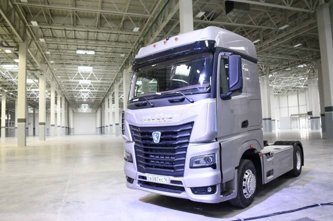 Сергей Когогин - КАМАЗ ставит задачу продать до 5 тыс. грузовиков нового поколения в 2020 году - autostat.ru