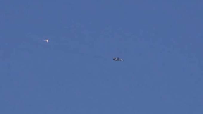 Турецкие военные обстреляли самолеты ВКС России в Идлибе - piter.tv - Россия - Сирия - Анкара