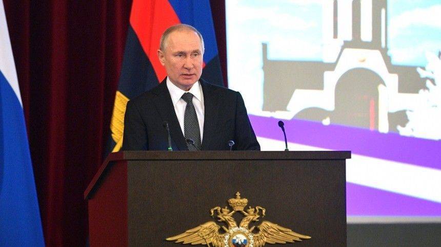 Владимир Путин - Андрей Ванденко - Владимир Путин заявил, что отказался от двойников - 5-tv.ru - Россия
