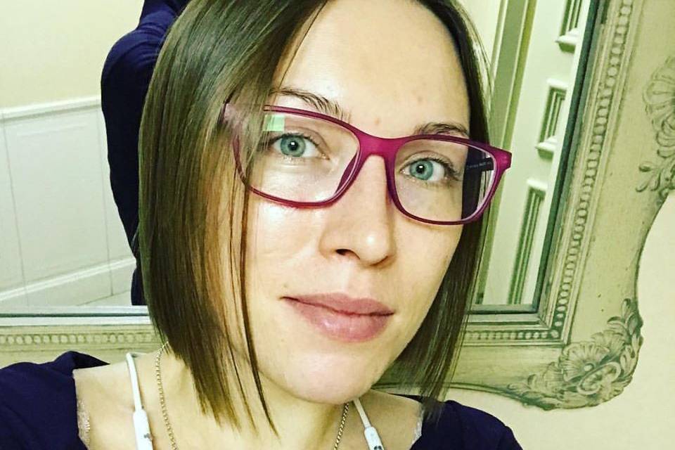 «Мне страшно»: обвинившая в попытке изнасилования таксиста москвичка извинилась - vm.ru