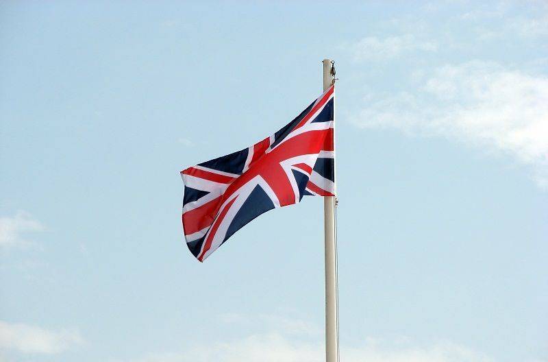 Доминик Рааб - Британия пообещала «закрутить гайки» в отношениях с Сирией - vm.ru - США - Сирия - Англия