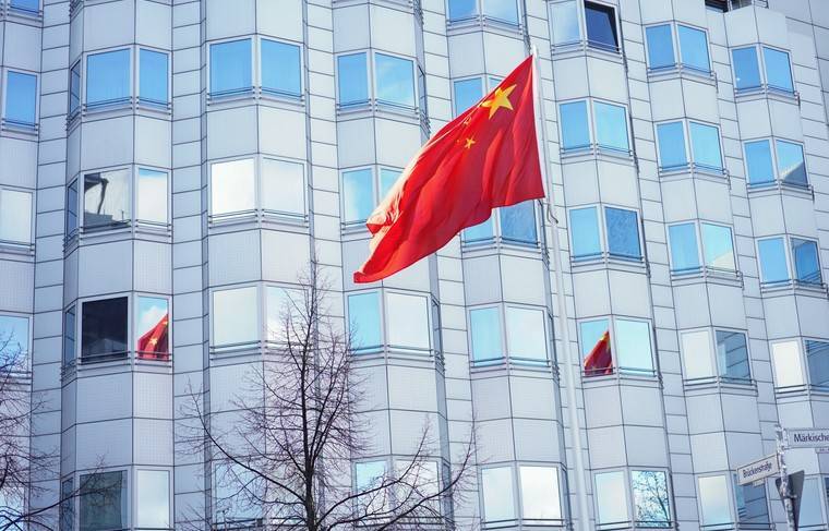 Китайское посольство призвало не сбегать из-под карантина в Москве - news.ru - Москва - Россия - Китай