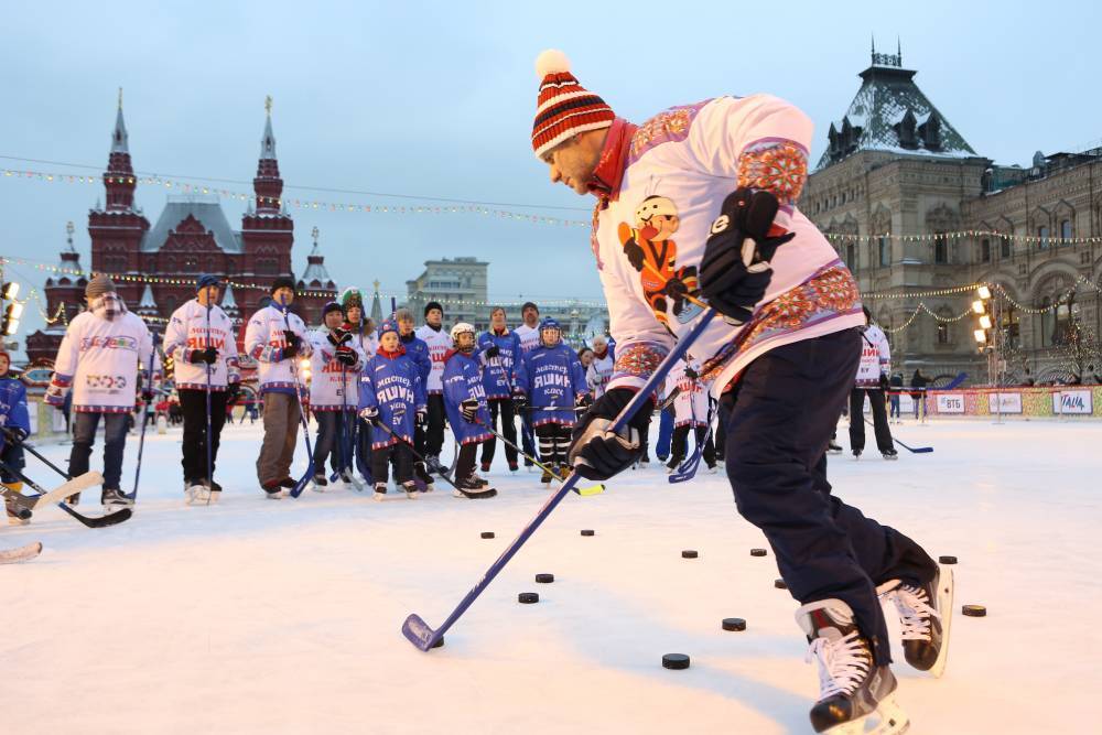 Алексей Яшин - Хоккеиста Алексея Яшина введут в Зал хоккейной славы IIHF в Торонто - vm.ru - Россия