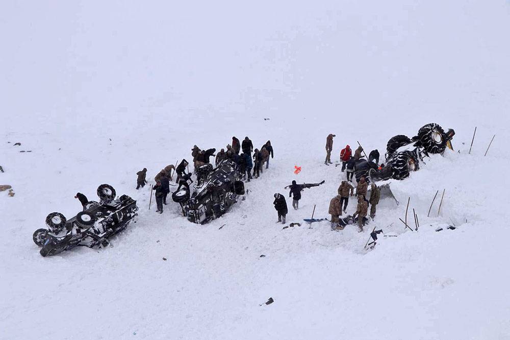 Сулейман Сойлу - В Турции из-за схода лавины погибли больше 30 человек - rtvi.com - Турция