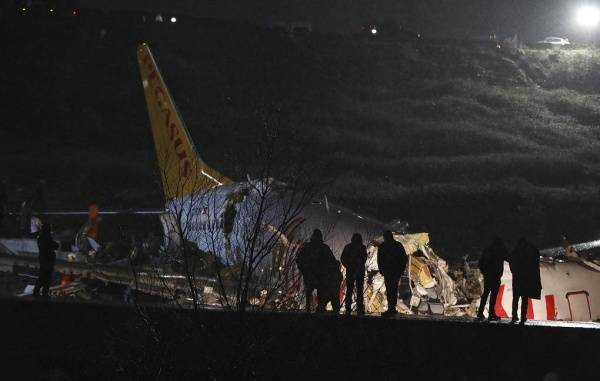 Из-за жесткой посадки аэропорта в Турции пострадали 120 человек - nakanune.ru - Стамбул
