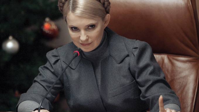 Юлия Тимошенко - Тимошенко заняла кресло спикера Рады во время скандала фракций - piter.tv - Украина