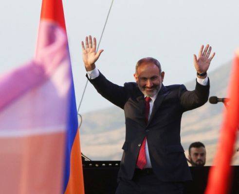 Гагик Царукян - Лилит Макунц - Пашинян предписал Армении референдум: Товмасяну приготовиться - eadaily.com - Армения