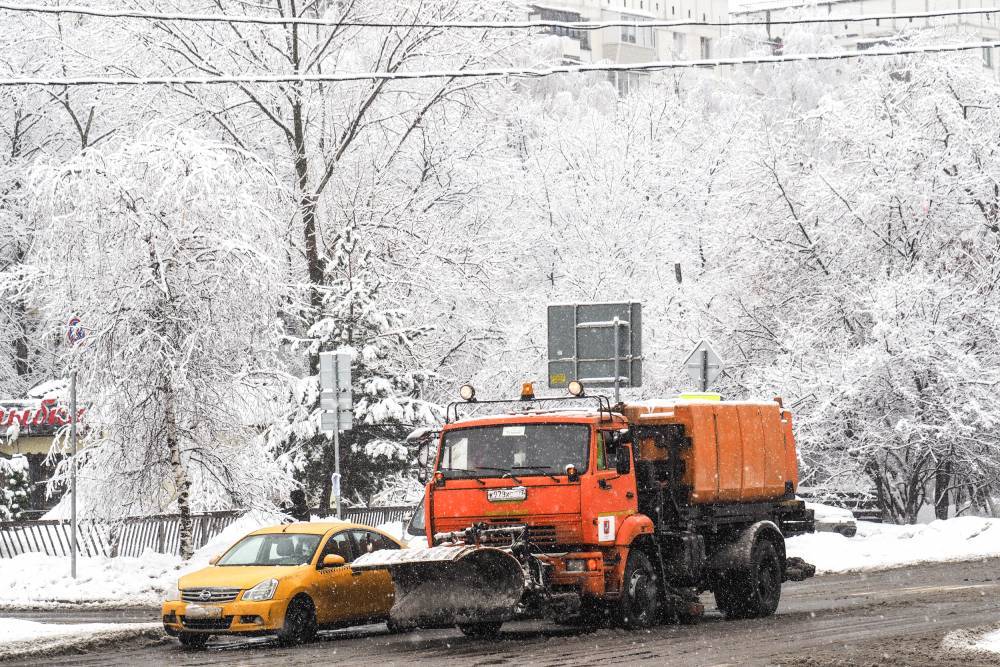 Более 35 тысяч километров дорог расчистили в Московской области - vm.ru - Московская обл. - Солнечногорск - Московская область