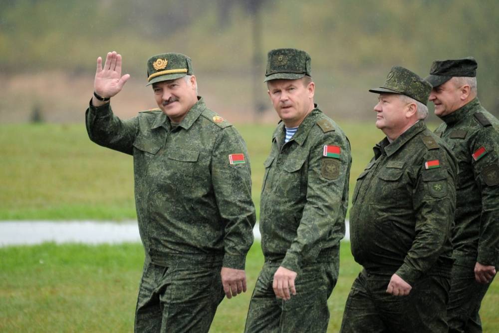 Александр Лукашенко - Владимир Трухан - Лукашенко «слил» НАТО секретные данные без согласования с Россией - politnavigator.net - Россия - Белоруссия