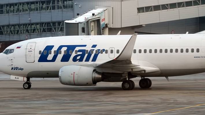 Пассажирский Boeing 737 совершил жесткую посадку в Коми - polit.info - респ. Коми - Усинск