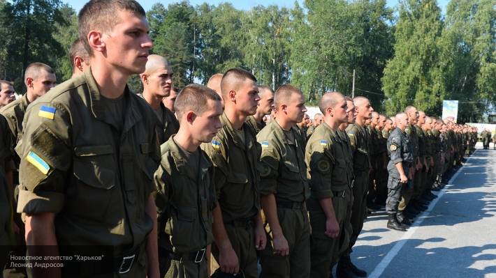 «Боятся воевать с Донбассом»: на Украине от службы в ВСУ уклонились 245 тысяч человек - newsland.com - Украина
