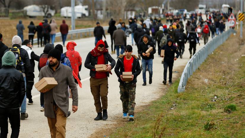 Реджеп Тайип Эрдоган - Сулейман Сойлу - Более 100 тысяч беженцев пересекли границу Турции с ЕС - russian.rt.com - Турция - Анкара