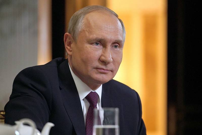 Владимир Путин - Владимир Путин: Сталин - тиран, но он не запятнал себя прямыми контактами с Гитлером - pravdoryb.info