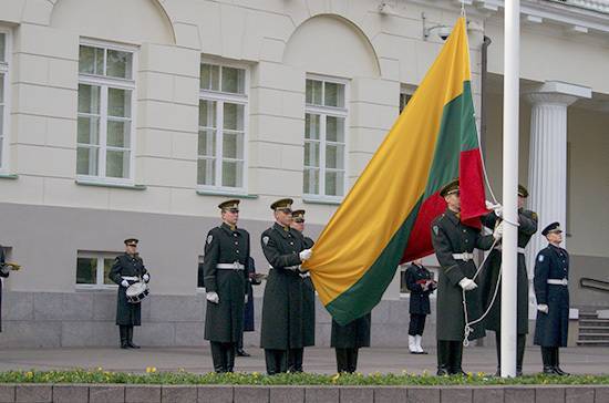 Габриэлюс Ландсбергис - Лидером парламентской оппозиции в Литве стал глава консерваторов - pnp.ru - Литва