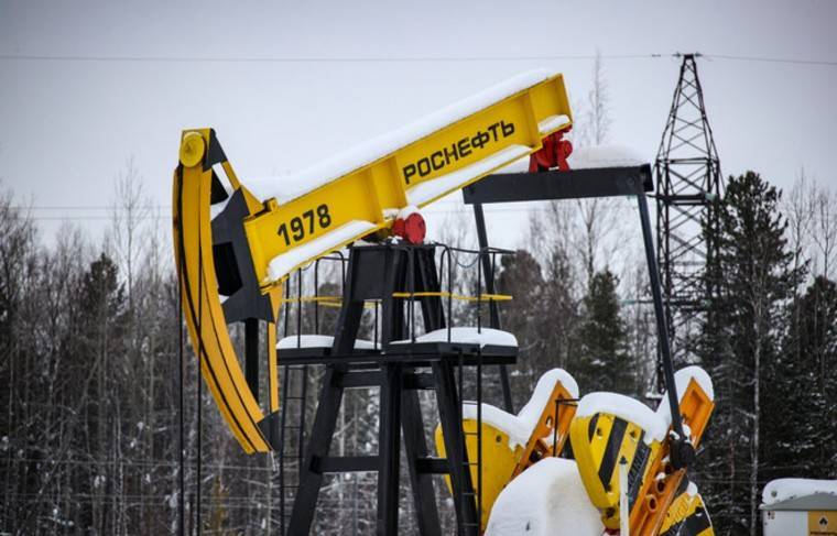 Нефтяные компании доплатят в бюджет за продажу подешевевшей нефти - news.ru