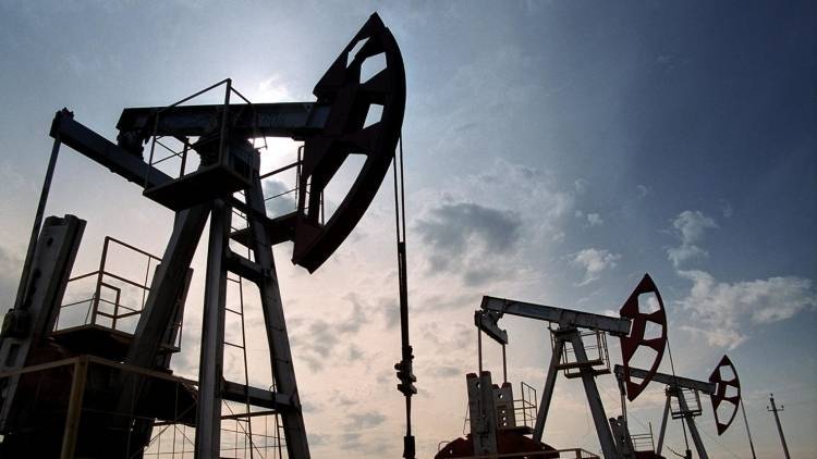Стоимость нефти марки WTI поднималась более чем на три процента - polit.info - Москва