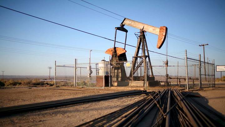 Нефть дорожает на фоне ожиданий сокращения добычи в США - vesti.ru - США - Лондон - Нью-Йорк