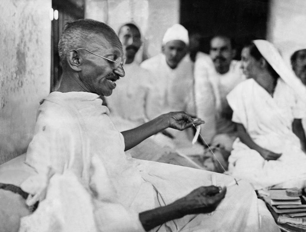Махатма Ганди - Как победить власть без применения насилия? Опыт Махатмы Ганди - znak.com - Англия - Индия