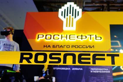 Игорь Сечин - Михаил Леонтьев - «Роснефть» ответила на обвинения в обвале цен на нефть - lenta.ru