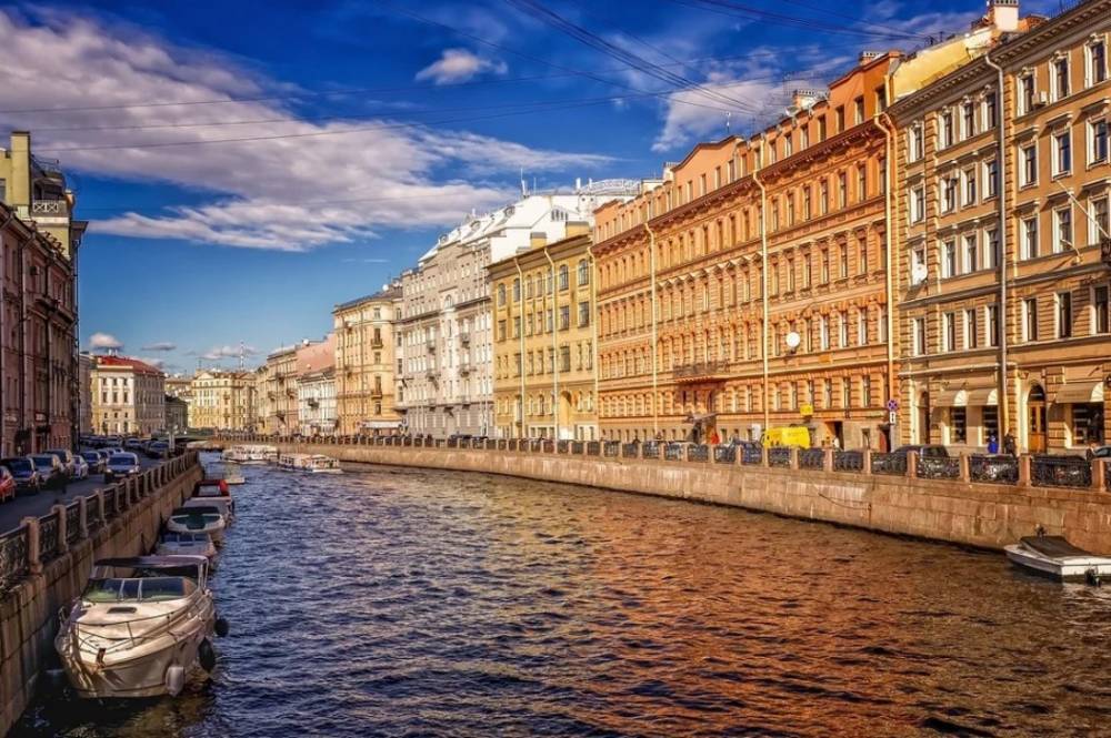 Более 20 исторических фасадов отреставрируют в Петербурге до конца 2021 года - vm.ru - Санкт-Петербург
