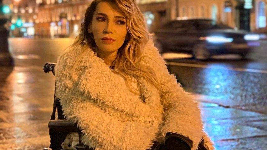 Оксана Самойлова - Юлия Самойлова отказалась поддержать сестру Оксану в ее конфликте с Джиганом - 5-tv.ru - Россия