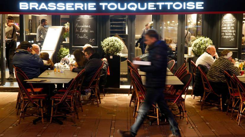 Филипп Эдуар - Во Франции закрывают кафе, кинотеатры и ночные клубы из-за COVID-19 - russian.rt.com - Франция