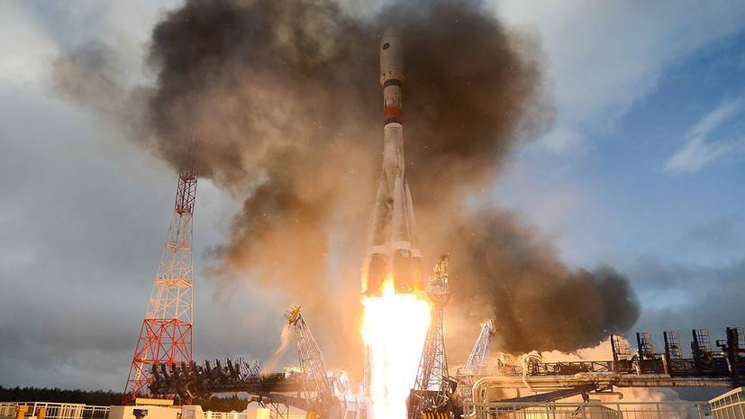 СМИ: Определены сроки пуска ракет «Союз» со спутниками Франции и ОАЭ - russian.rt.com - Франция - Эмираты - Французская Гвиана
