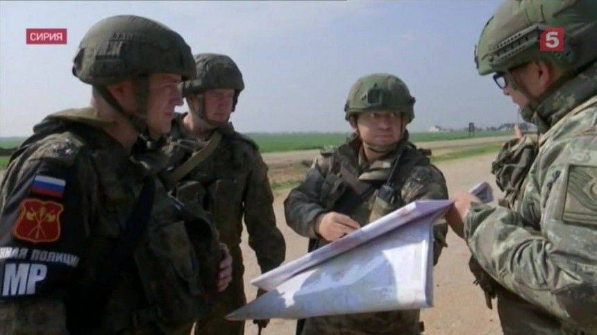 Россия и Турция провели совместное патрулирование в Идлибе - 5-tv.ru - Россия - Сирия - Турция - Саракиб