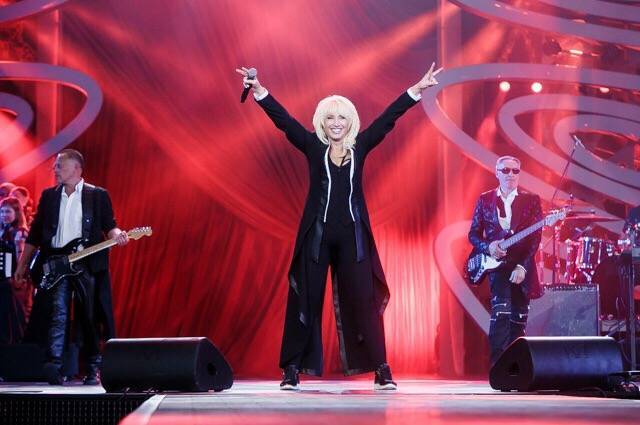 Ирина Аллегрова - Концерт известной певицы в Кемерове перенесли на 9 месяцев из-за ситуации с коронавирусом - gazeta.a42.ru