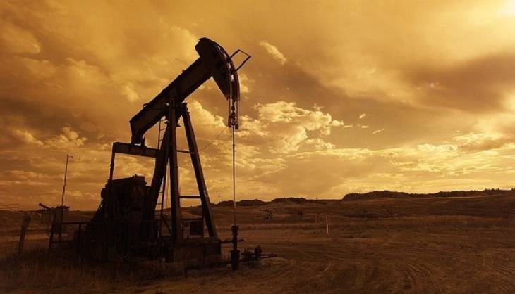 Цена на нефть продолжит падение - mirnov.ru - США