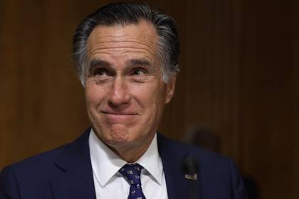 Митт Ромни - В США предложили раздать всем гражданам по 1000 долларов из-за коронавируса - lenta.ru - США