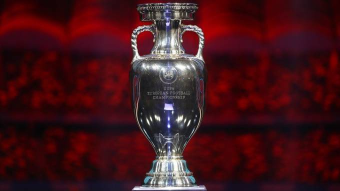 УЕФА перенес Евро-2020 на следующий год - piter.tv