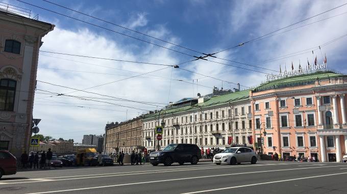 В двенадцати районах появятся новые павильоны ожидания транспорта на остановках - piter.tv - р-н Приморский