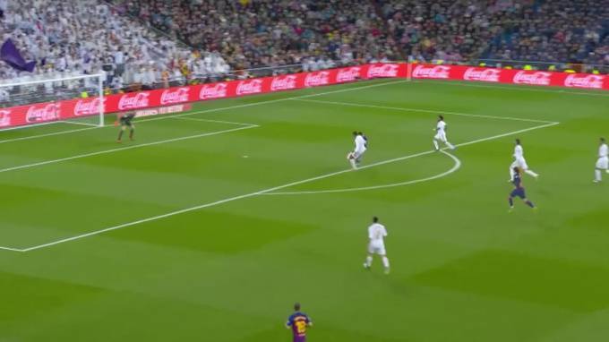 Мариано Диас - Реал Мадрид - "Реал Мадрид" обыграл "Барселону" и вышел в лидеры чемпионата Испании - piter.tv - Испания - Мадрид - Santander - Барселона