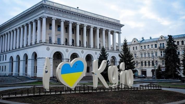 Борис Срезневский - Впервые за 140 лет в Киев не пришла зима - polit.info - Украина - Киев