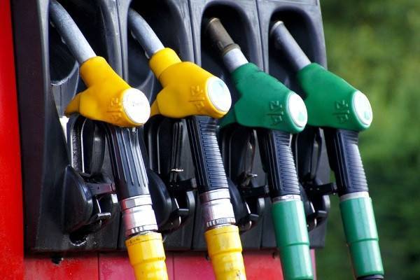 Цены на бензин и дизель в Петербурге могут столкнуться с нефтяным шоком - abnews.ru - Санкт-Петербург