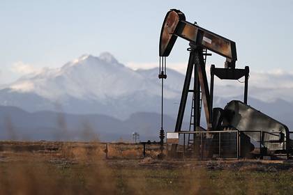 Цены на нефть опустились до 27 долларов - lenta.ru - Лондон