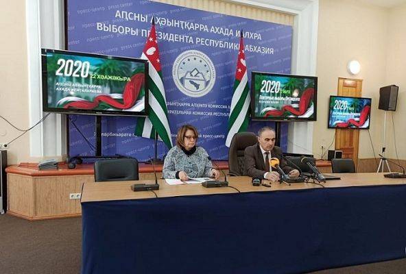 Тамаз Гогия - К полудню явка избирателей на выборах в Абхазии составила 23,78% - eadaily.com - Апсны