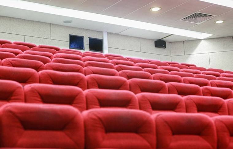Владельцы кинотеатров считают закрытие кинотеатров лучшим решением - news.ru